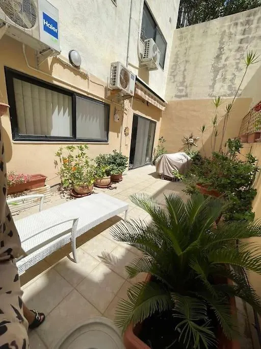 Lovely, Modern, Bright Maisonette. Heart Of Sliema Malta