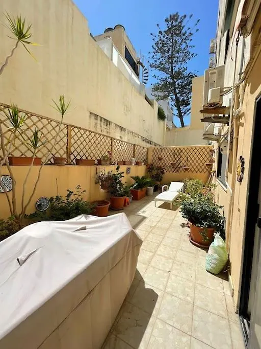 Lovely, Modern, Bright Maisonette. Heart Of Sliema