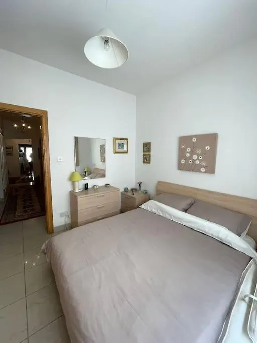 Apartment Lovely, Modern, Bright Maisonette. Heart Of Sliema Malta